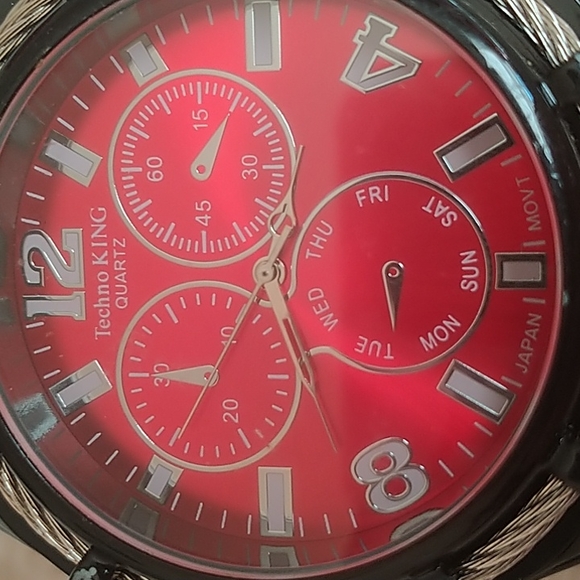 Men's Watch - Picture 2 of 8